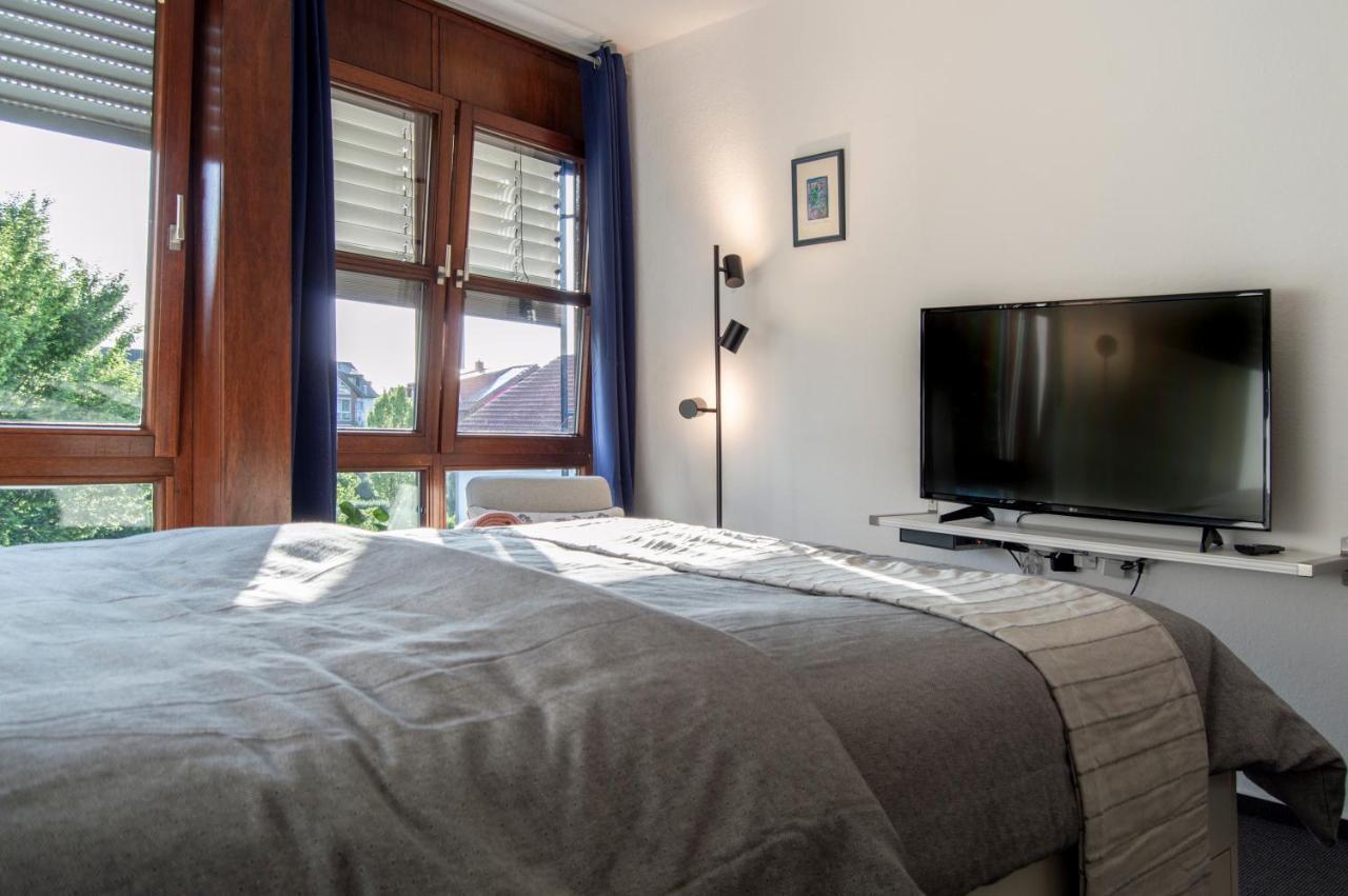 Zentrale Ruhige Wohnung Mit Parkplatz Paderborn Exterior foto