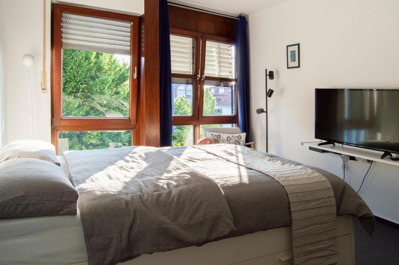Zentrale Ruhige Wohnung Mit Parkplatz Paderborn Exterior foto
